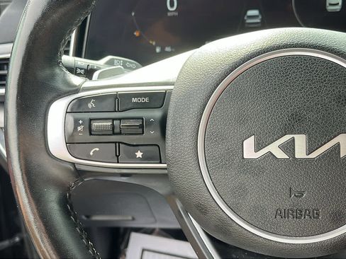 Used 2023 Kia Sportage SX Prestige image 12