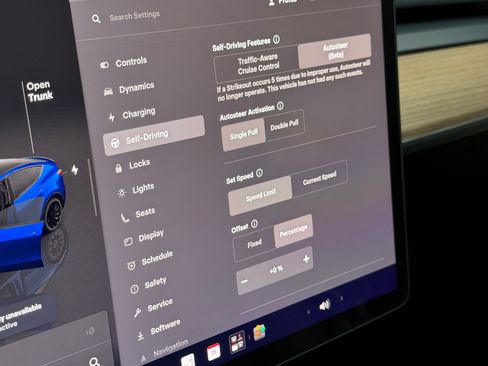 Used 2023 Tesla Model Y Performance AWD/4WD image 29