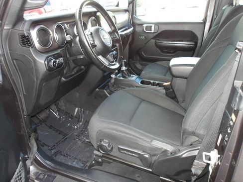 Used 2020 Jeep Wrangler Sport AWD/4WD image 11