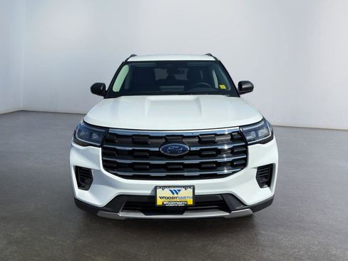 Used 2025 Ford Explorer Active image 8
