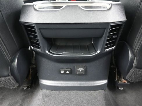 Used 2023 Toyota Tundra Limited image 24