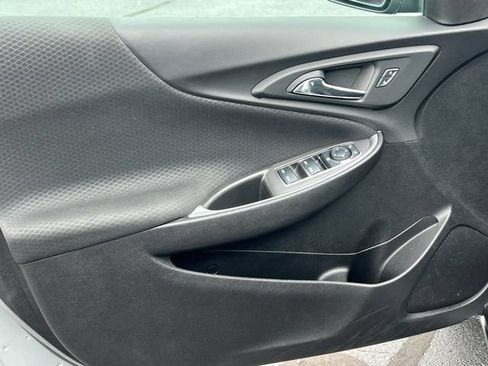 Used 2025 Chevrolet Malibu LT FWD image 13