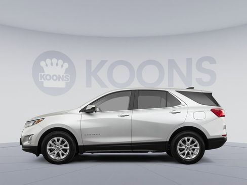 Used 2021 Chevrolet Equinox LT FWD image 2
