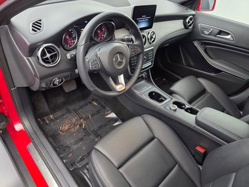 Used 2020 Mercedes-Benz GLA 250 image 10