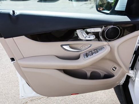 Used 2017 Mercedes-Benz GLC 300 4MATIC image 65