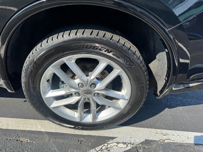 Used 2023 Dodge Durango GT AWD/4WD image 7