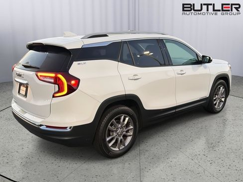 Used 2023 GMC Terrain SLT FWD image 6