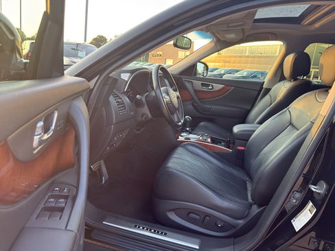Used 2013 INFINITI FX37 AWD w/ Premium Pkg image 11