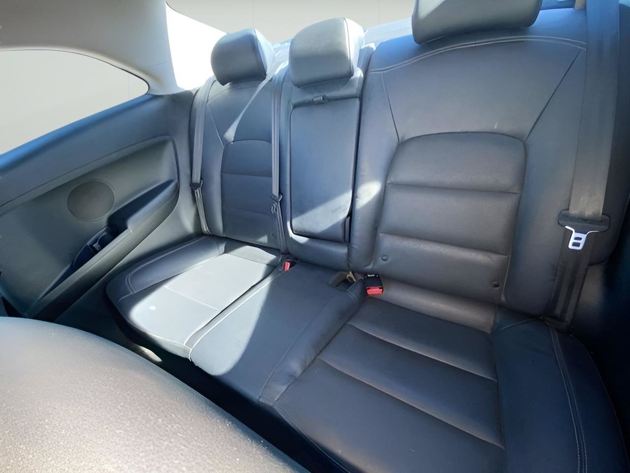 Used 2015 Kia Forte Koup EX w/ EX Premium Package FWD image 6