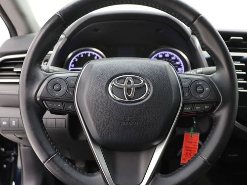 Used 2018 Toyota Camry LE image 17