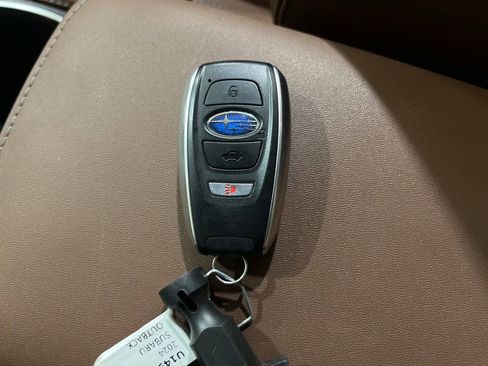 Used 2024 Subaru Outback Touring AWD/4WD image 30