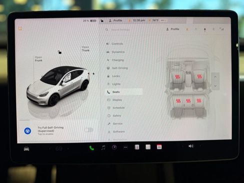 Used 2022 Tesla Model Y Performance AWD/4WD image 30