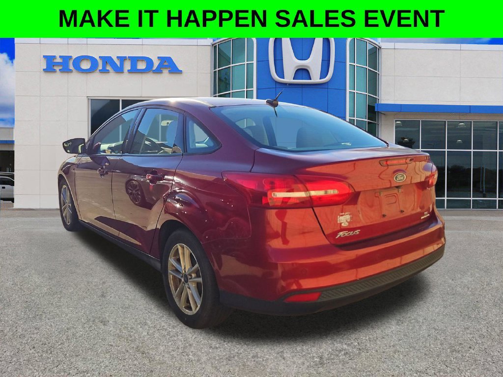 Used 2015 Ford Focus SE FWD image 18