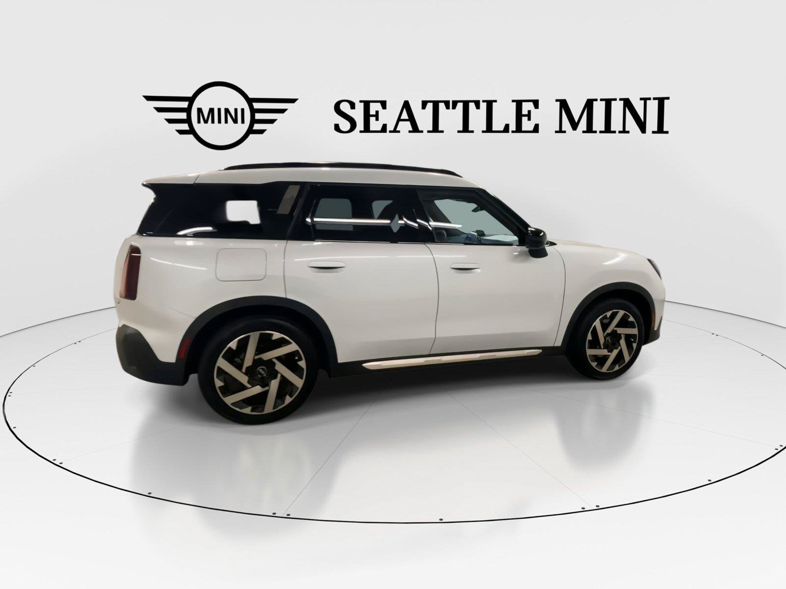 Used 2025 MINI Cooper Countryman SE w/ Comfort Package Max AWD/4WD image 12