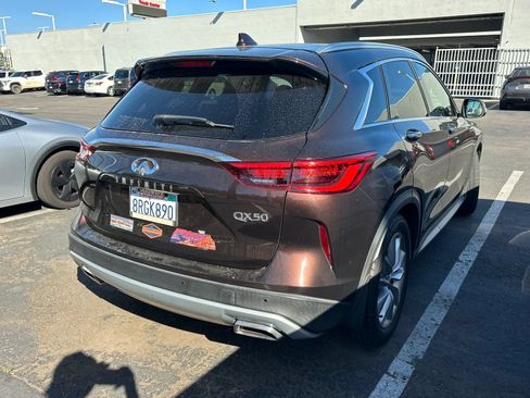 Used 2020 INFINITI QX50 Luxe FWD image 2