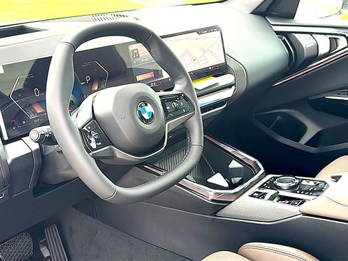 New 2026 BMW X3 xDrive30i w/ Premium Package AWD/4WD image 9