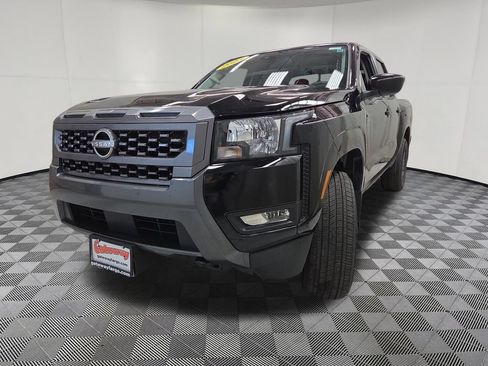 Used 2025 Nissan Frontier SV w/ SV Convenience Package AWD/4WD image 8