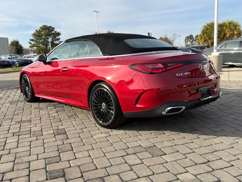 Certified 2024 Mercedes-Benz CLE 300 4MATIC Cabriolet image 9