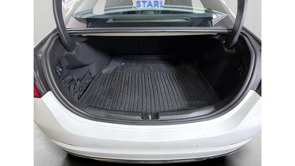 Used 2023 Mercedes-Benz C 300 Sedan image 28