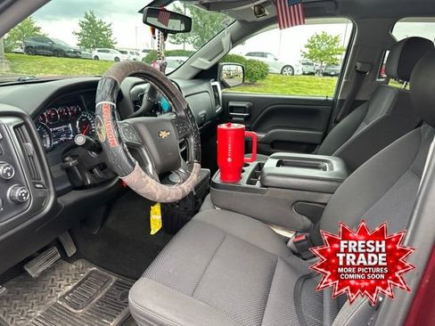 Used 2017 Chevrolet Silverado 1500 LT w/ All Star Edition AWD/4WD image 6
