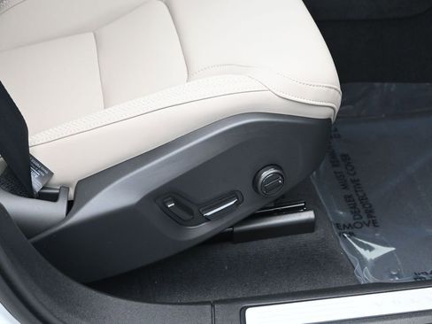 New 2026 Volvo XC60 B5 Core image 35