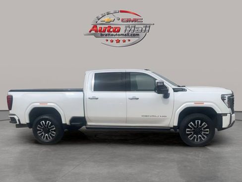 Used 2024 GMC Sierra 3500 Denali Ultimate image 6