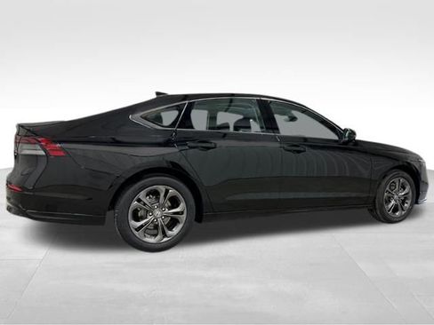 New 2025 Honda Accord EX-L image 8