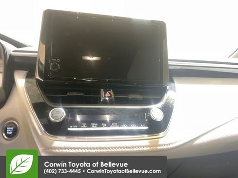 Used 2024 Toyota Corolla SE image 17