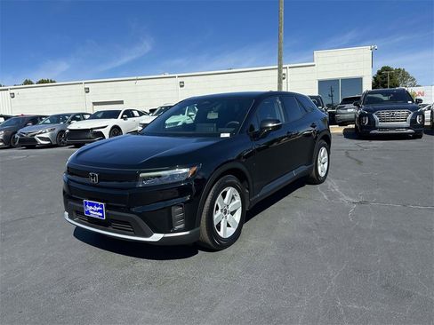 Certified 2024 Honda Prologue EX image 3