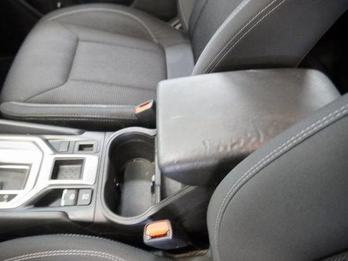 Used 2019 Subaru Forester Base 4D Sport Utility w/ Alloy Wheel Package image 21