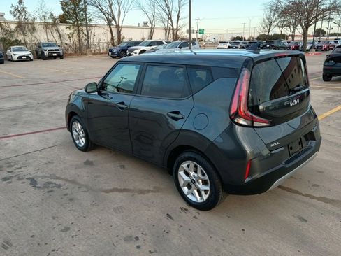Used 2024 Kia Soul LX w/ Option Group 015 image 8