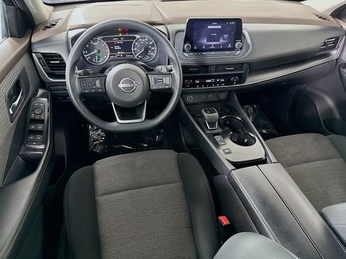 Used 2023 Nissan Rogue SV image 17