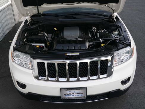Used 2012 Jeep Grand Cherokee Overland image 21