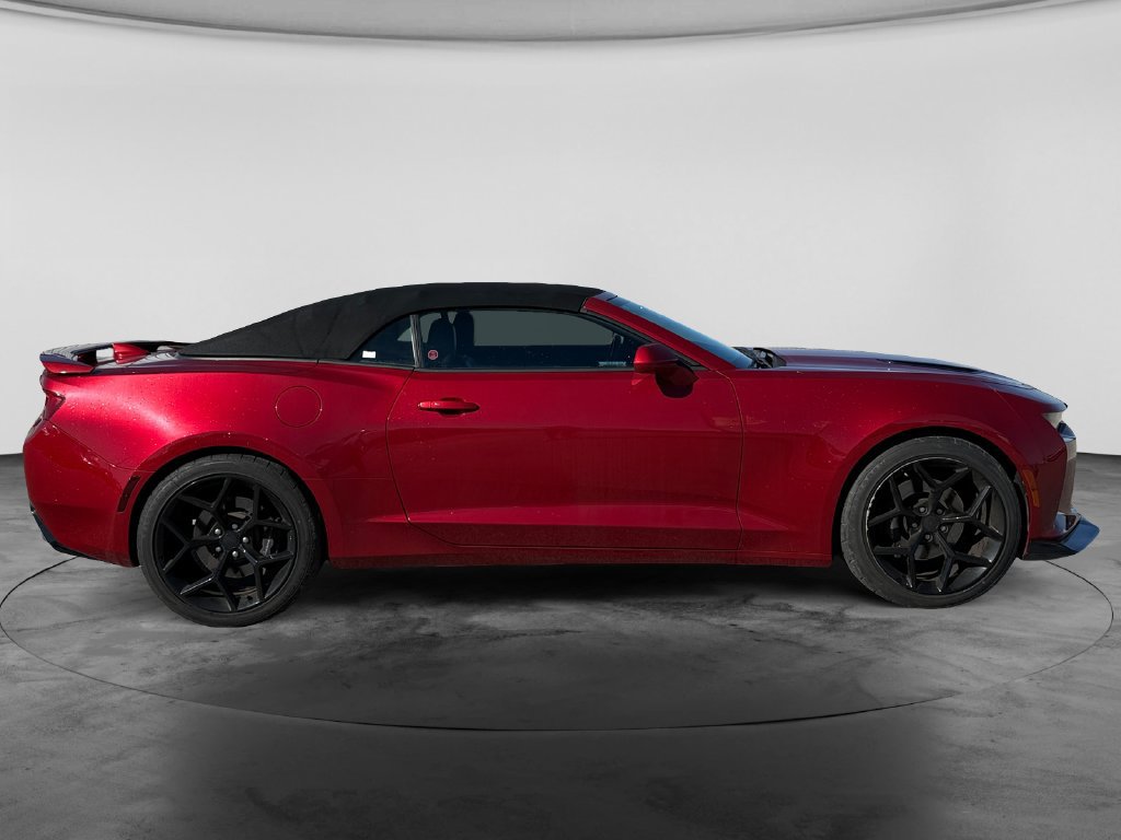 Used 2016 Chevrolet Camaro SS RWD image 11