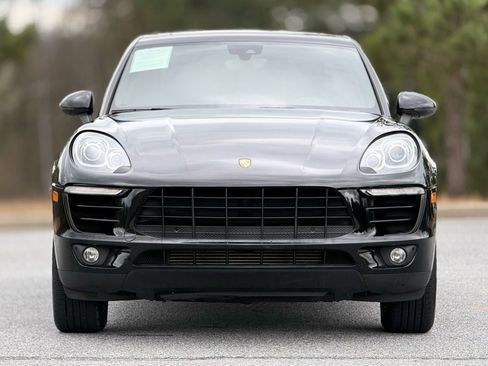 Used 2018 Porsche Macan Sport Edition image 2