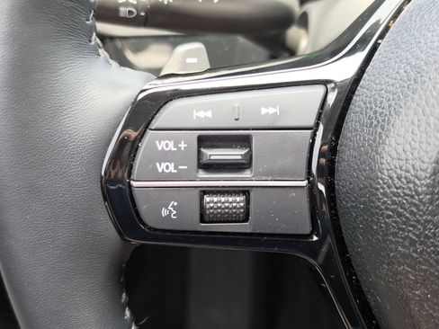 Used 2025 Honda Accord Touring image 17