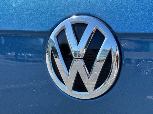 Used 2019 Volkswagen Tiguan SE AWD/4WD image 50
