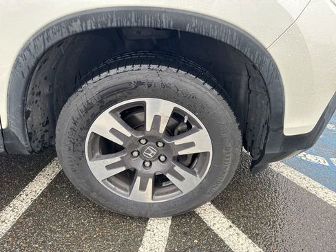 Used 2018 Honda Ridgeline RTL-T image 11