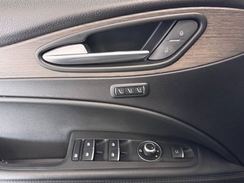 Used 2021 Alfa Romeo Stelvio Ti image 12