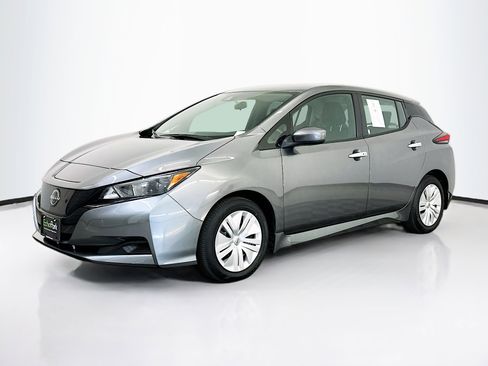 Used 2024 Nissan Leaf S image 3