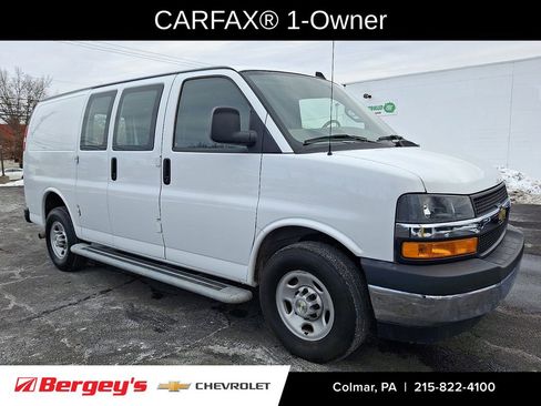 Used 2023 Chevrolet Express 2500 w/ Driver Convenience Package image 3