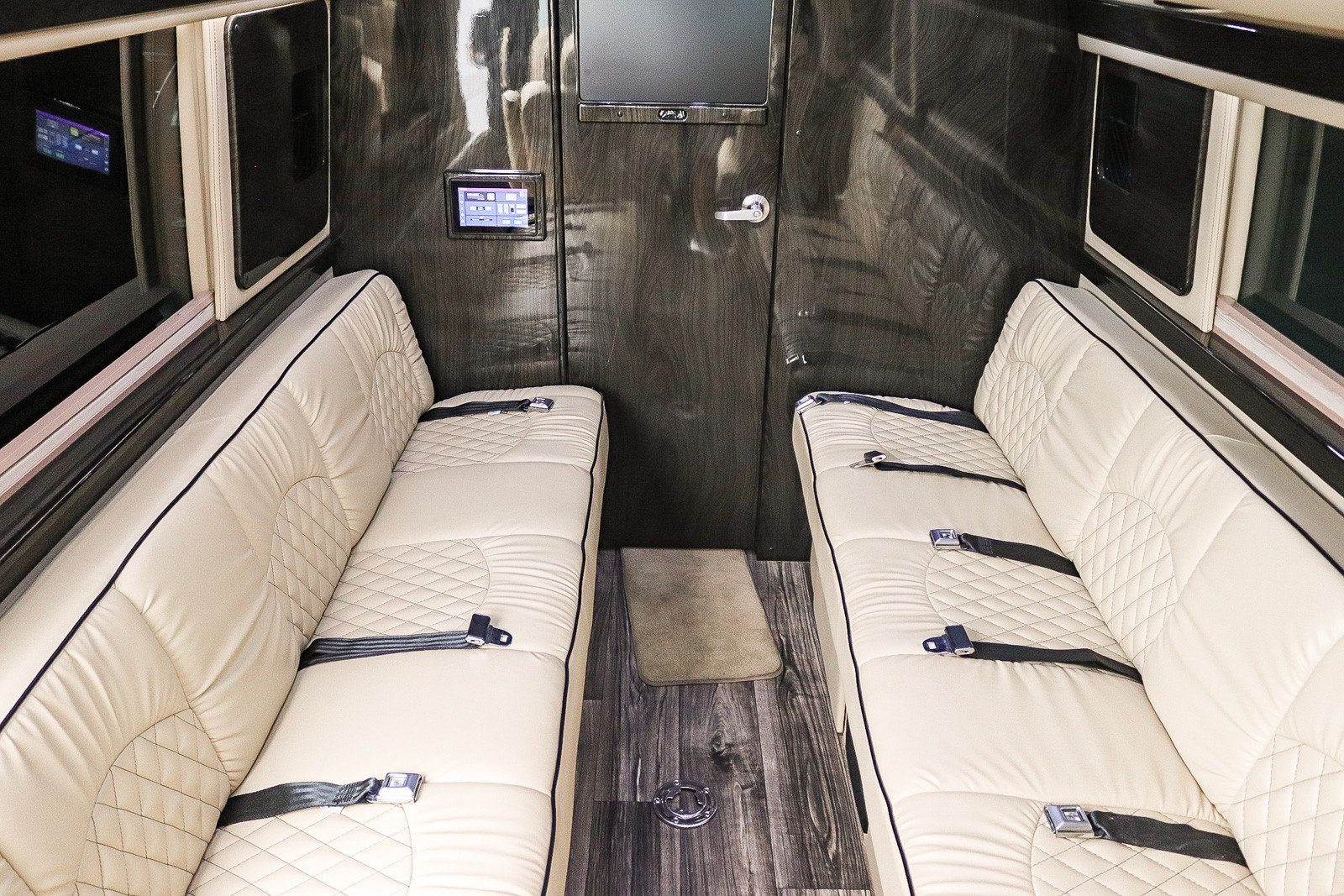 Used 2020 Mercedes-Benz Sprinter 3500 image 30