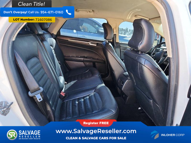 Used 2017 Ford Fusion SE FWD image 13