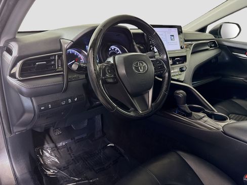 Used 2024 Toyota Camry SE w/ Cold Weather Package FWD image 23