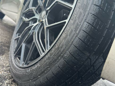 Used 2018 Toyota Avalon Touring image 7