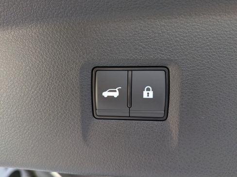 Used 2025 INFINITI QX60 Sensory w/ Vision Package AWD/4WD image 14