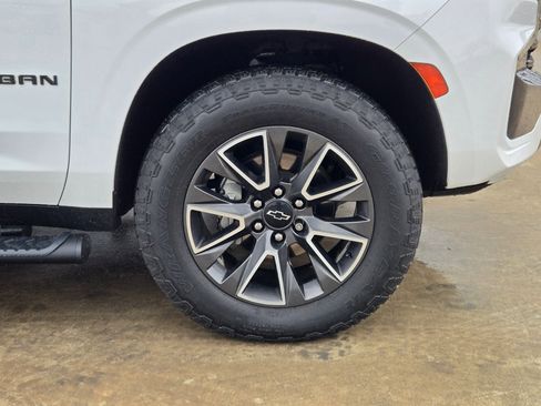 Certified 2021 Chevrolet Suburban Z71 image 34