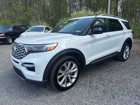 Used 2022 Ford Explorer Platinum w/ Equipment Group 601A AWD/4WD image 4