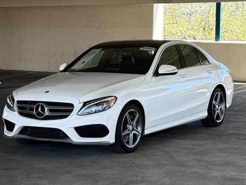Used 2015 Mercedes-Benz C 300 4MATIC Sedan image 40
