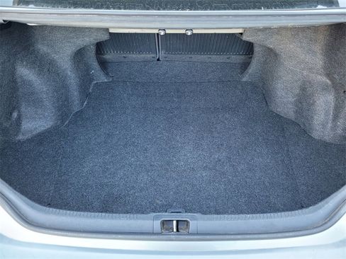 Used 2015 Toyota Camry SE image 25